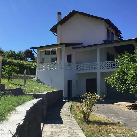 Villa Mara Riccò del Golfo di Spezia